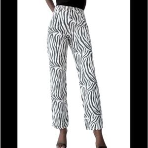 ZARA Zebra straight leg high rise jeans size 4